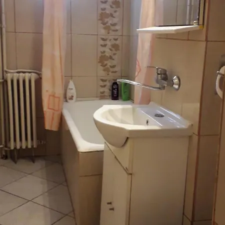 Apartamento Old Budget-friendly 2br Near Mamaia With Free Ac *